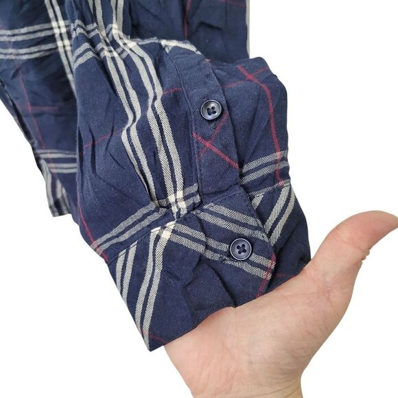 2/$20 Reitmans Navy Blue Plaid Pattern Buttons Down Shirt Top Size: XXL - Picture 6 of 8
